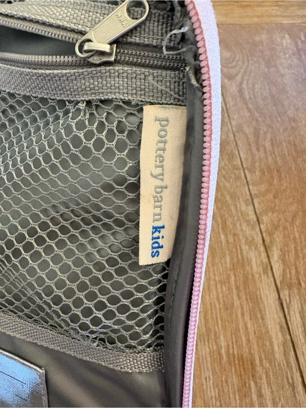 Pottery Barn Kids Heart Print Navy Lunch Box with Pink Trim